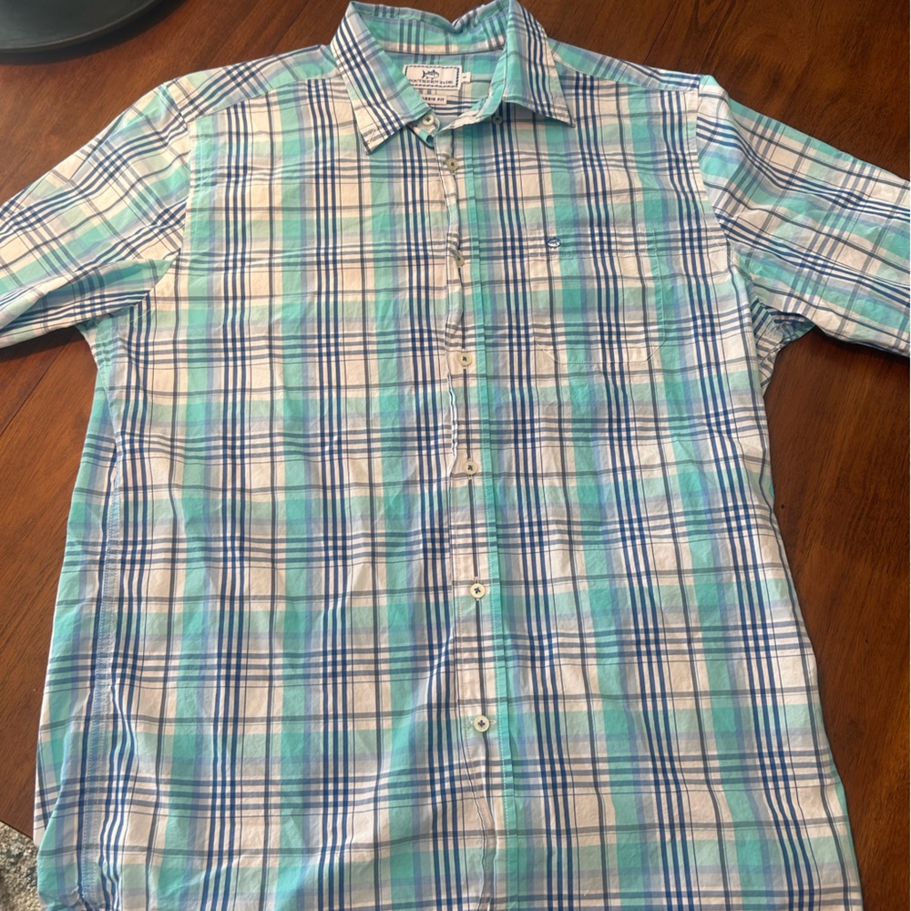 Southern Tide Classic fit Blue and white plade pattern button-up long sleeve